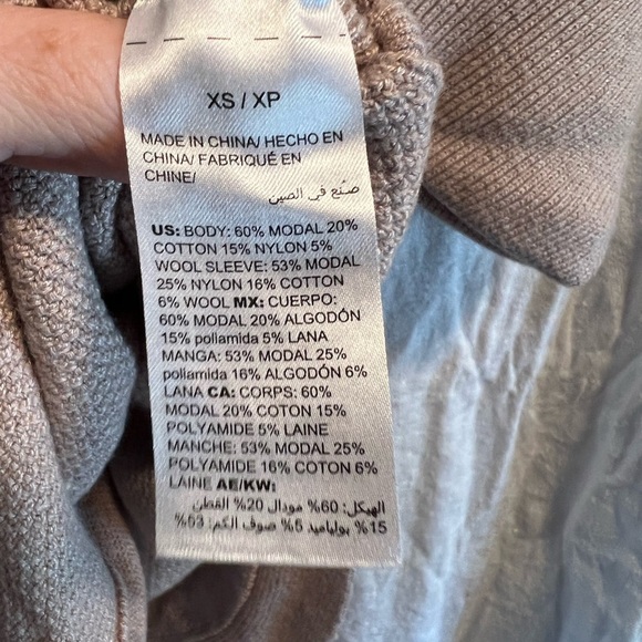 Whitehouse Black Market tan sweater. Zip up, half sleeves. Rounded bottom. - Picture 5 of 7